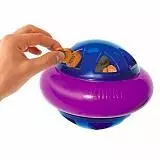 Игрушка для собак KONG Hopz мяч для лакомств с пищалкой